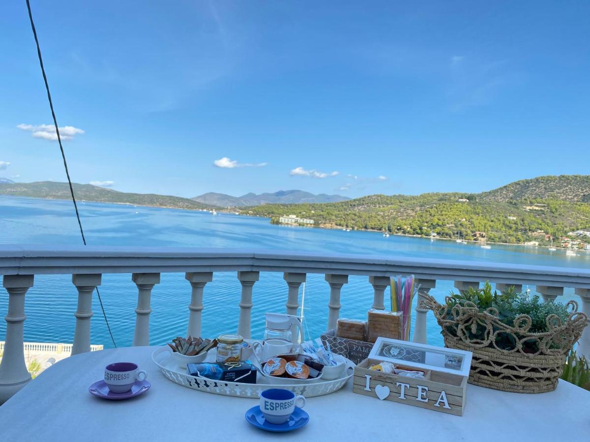 Kasteli Suite Poros Town المظهر الخارجي الصورة