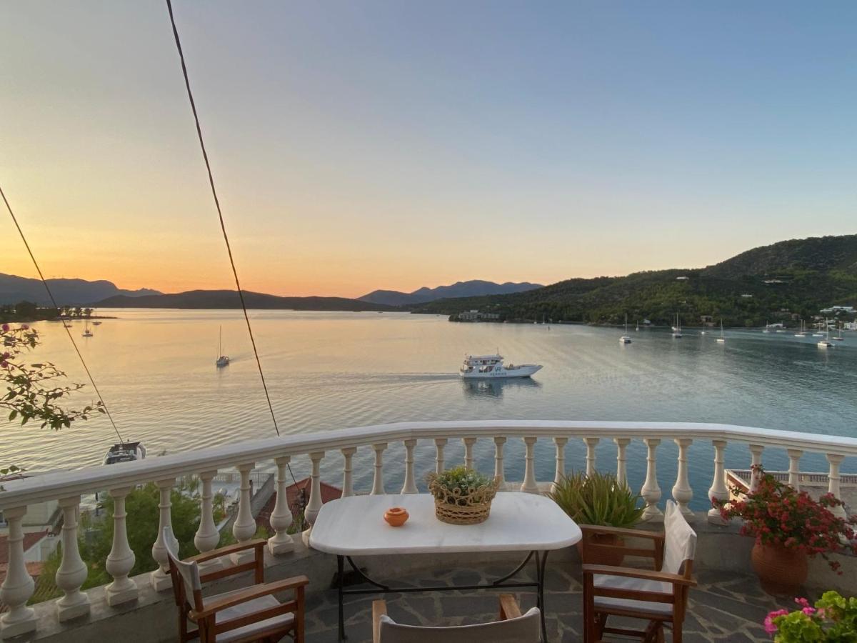 Kasteli Suite Poros Town المظهر الخارجي الصورة