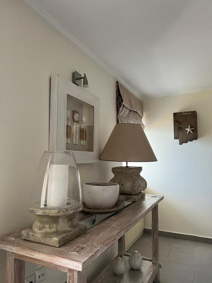 Kasteli Suite Poros Town المظهر الخارجي الصورة